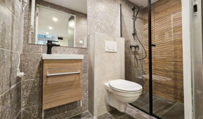 Andrassy stree nice studio flat! Budapest